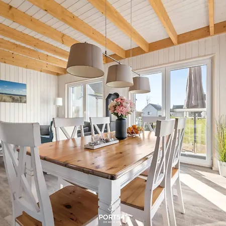 Semesterbostad Strandlaeufer