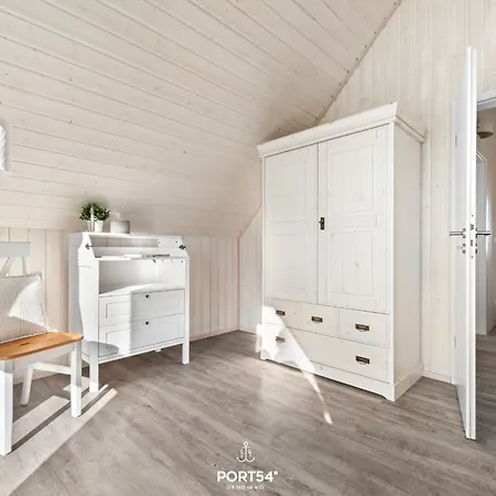 Strandlaeufer Holiday home *